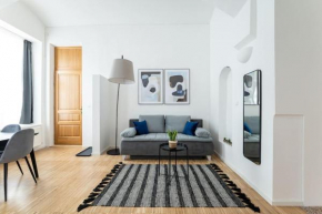 HM • Family 2BR Oasis Steps from City